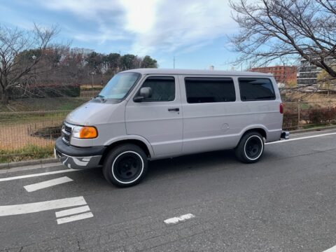 群馬県 矢崎様 ダッジラムバン納車となりました！