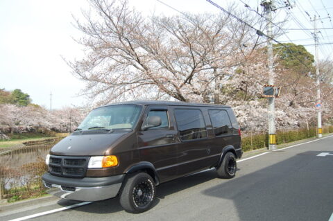 神奈川県 中島様 ダッジバン納車となりました！